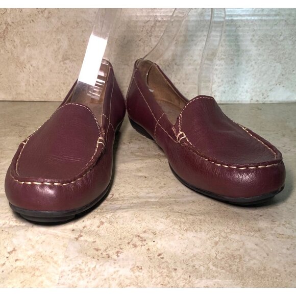 Womens Brown Leather Loafers Size 9.5 Slip-On Casual Shoes Stitch Detailing - Picture 2 of 8